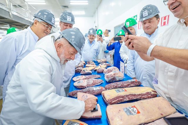 Lula diz que, se pudesse, assinaria um decreto para proibir mentira: “quem mentir vai preso"