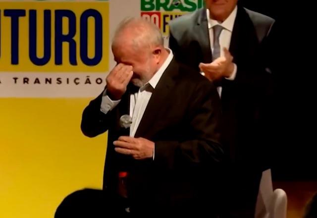lula_chora