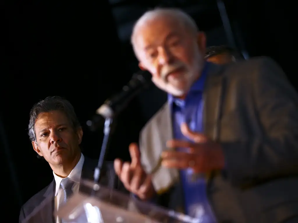 Haddad vai discutir reoneração com Lula nesta quarta-feira