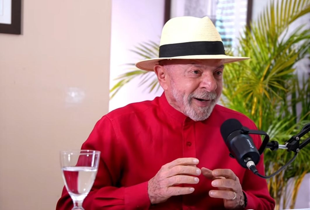 O presidente Lula durante entrevista à Rádio Progresso, de Juazeiro do Norte (CE) | Reprodução/YouTube @LulaOficial