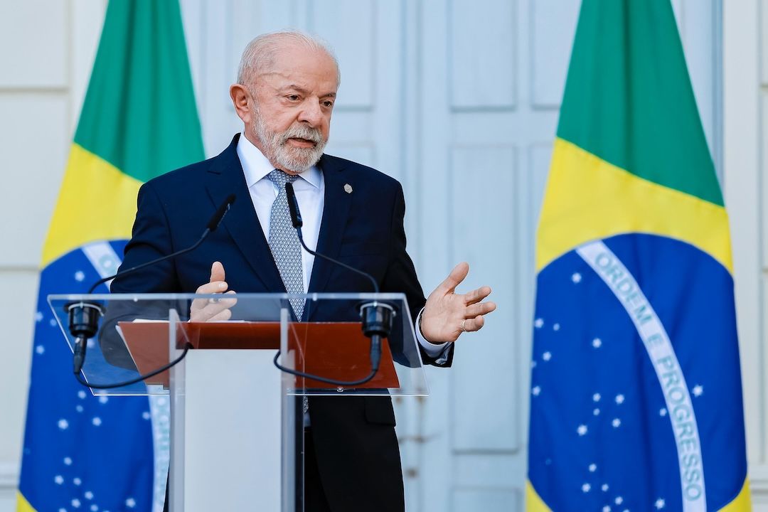 Lula responde Trump: "Não se meta nas eleições do Brasil" Lula responde Trump: "Não se meta nas eleições do Brasil"