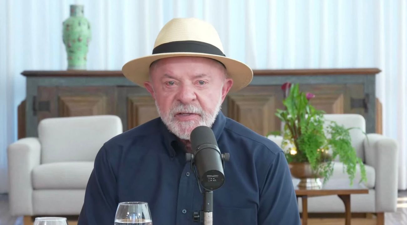 Lula diz que ninguém pedirá fim de investigação sobre filho Lula diz que ninguém pedirá fim de investigação sobre filho