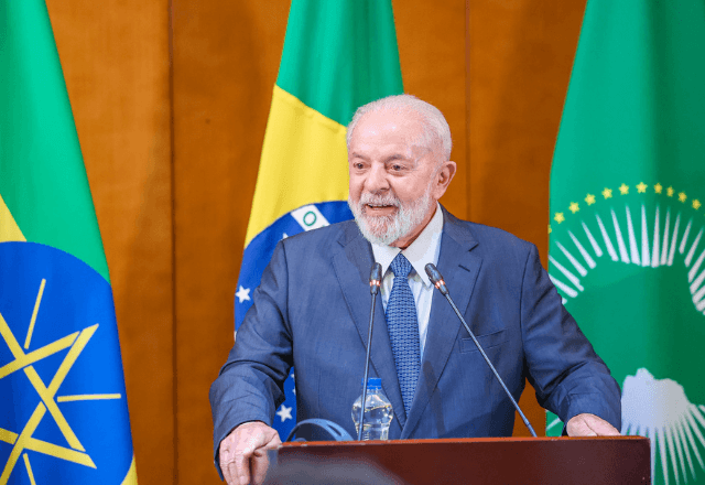 Lula participa de coletiva em visita oficial à Etiópia