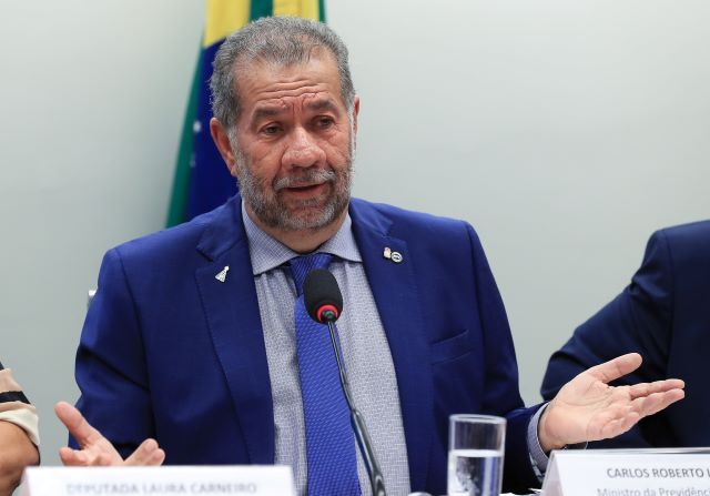 O ex-ministro Lupi em audiência na Câmara (Lula Marques/Agência Brasil)