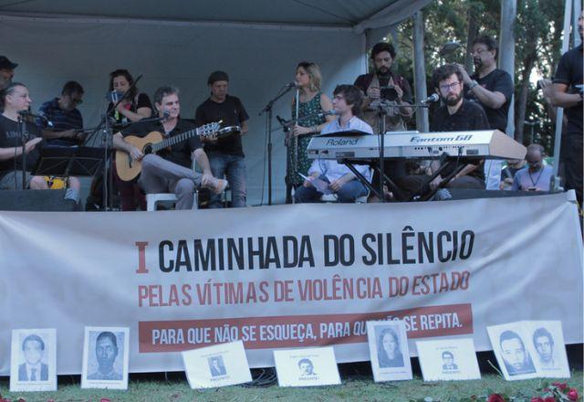 manifestação pela memória de mortos pela ditadura