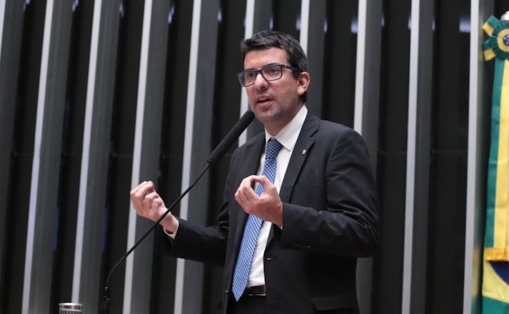 Deputado do Rio alvo da PF diz que aumento de patrimônio veio por herança Deputado do Rio alvo da PF diz que aumento de patrimônio veio por herança