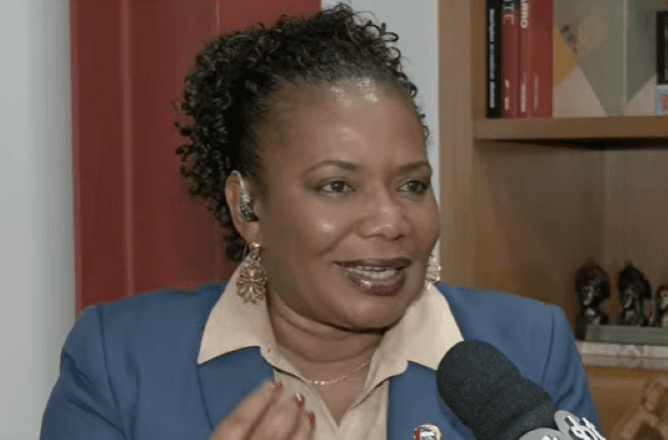 A ministra da Cultura, Margareth Menezes, em entrevista ao SBT News | Reprodução/SBT News
