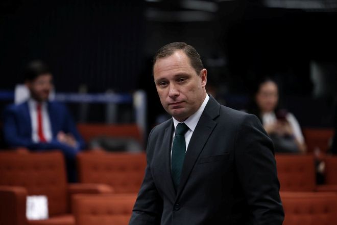 Mauro Cid reafirma que Bolsonaro leu minuta golpista e pediu alterações no texto Mauro Cid reafirma que Bolsonaro leu minuta golpista e pediu alterações no texto