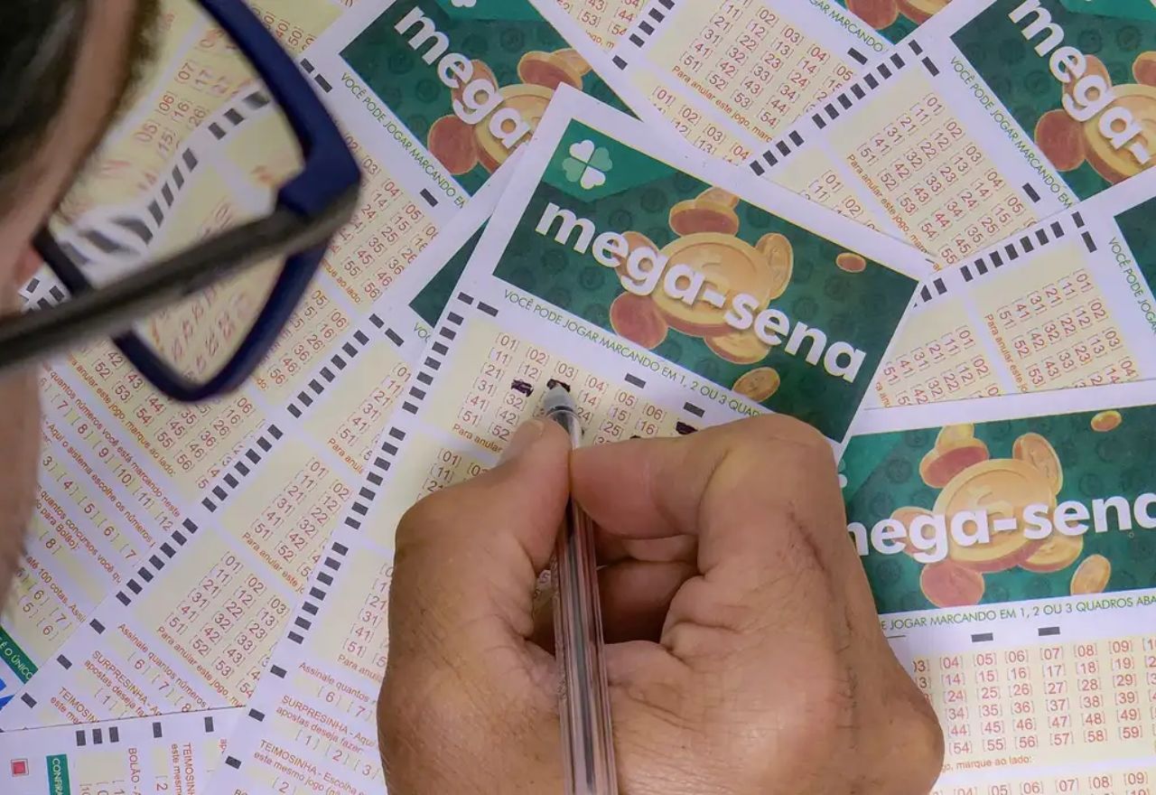 Cartelas da Mega-Sena | Rafa Neddermeyer/Agência Brasil