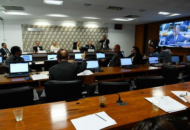 Nos últimos dias, o céu de Brasília ficou encoberto por fumaça proveniente de incêndios | Roque de Sá/Agência Senado