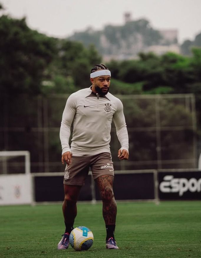 Memphis Depay é condenado a quatro meses de prisão por dirigir bêbado em Mônaco | Reprodução/Redes Sociais