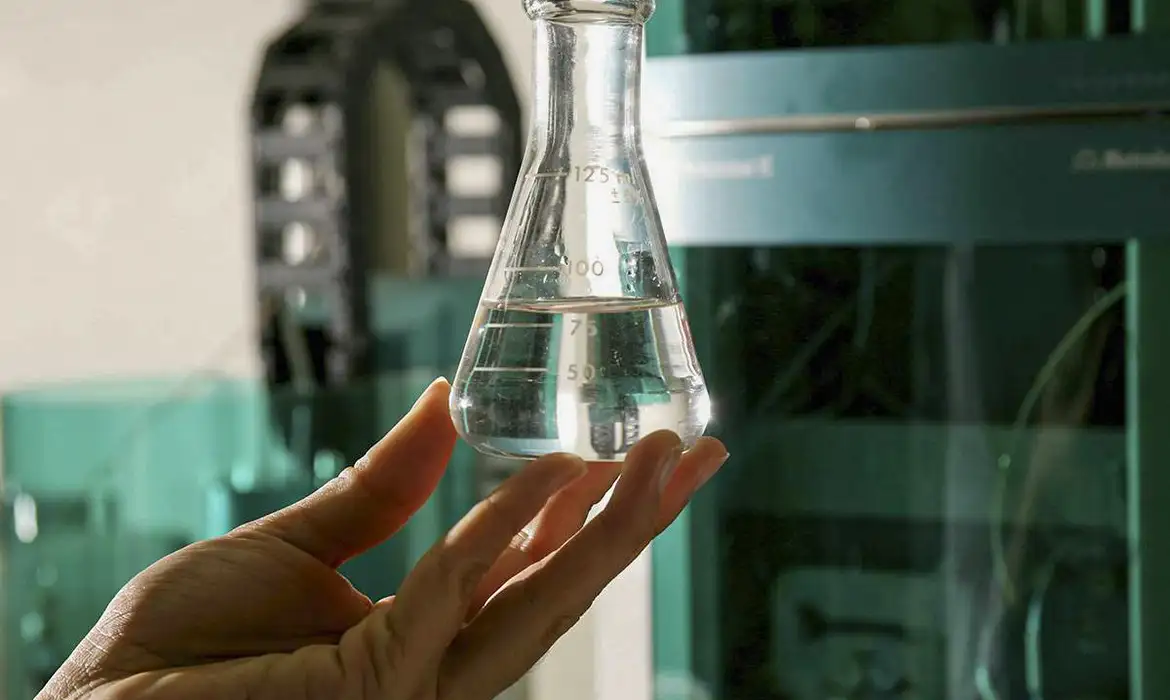Frasco de Metanol | Biodiesel Brasil