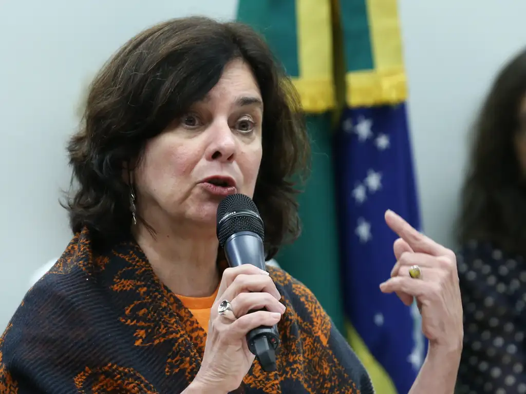 A ministra da Saúde, Nísia Trindade, participará de audiência na Câmara nesta quarta-feira (13) | Lula Marques/Agência Brasil