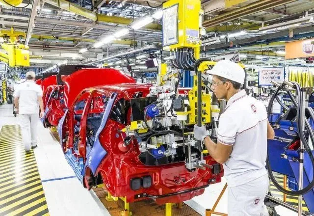 Anfavea defende aumento imediato do imposto de importação sobre carros elétricos