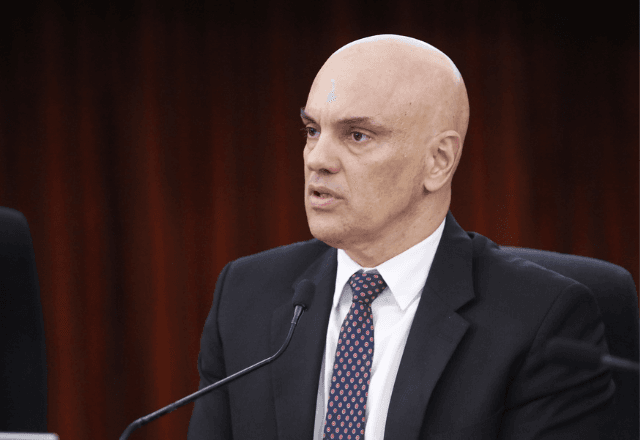 Alexandre de Moraes prorroga mais uma vez inquéritos das fake news e milícias digitais