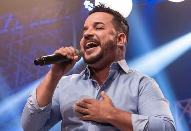 Cantor sertanejo é assassinado a tiros após ter casa invadida no interior de São Paulo