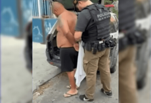 Criminoso sendo preso pela polícia | Reprodução/Tá na Hora