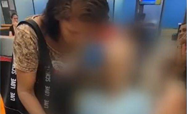 Mulher leva cadáver para sacar empréstimo em banco no Rio.| Reprodução 