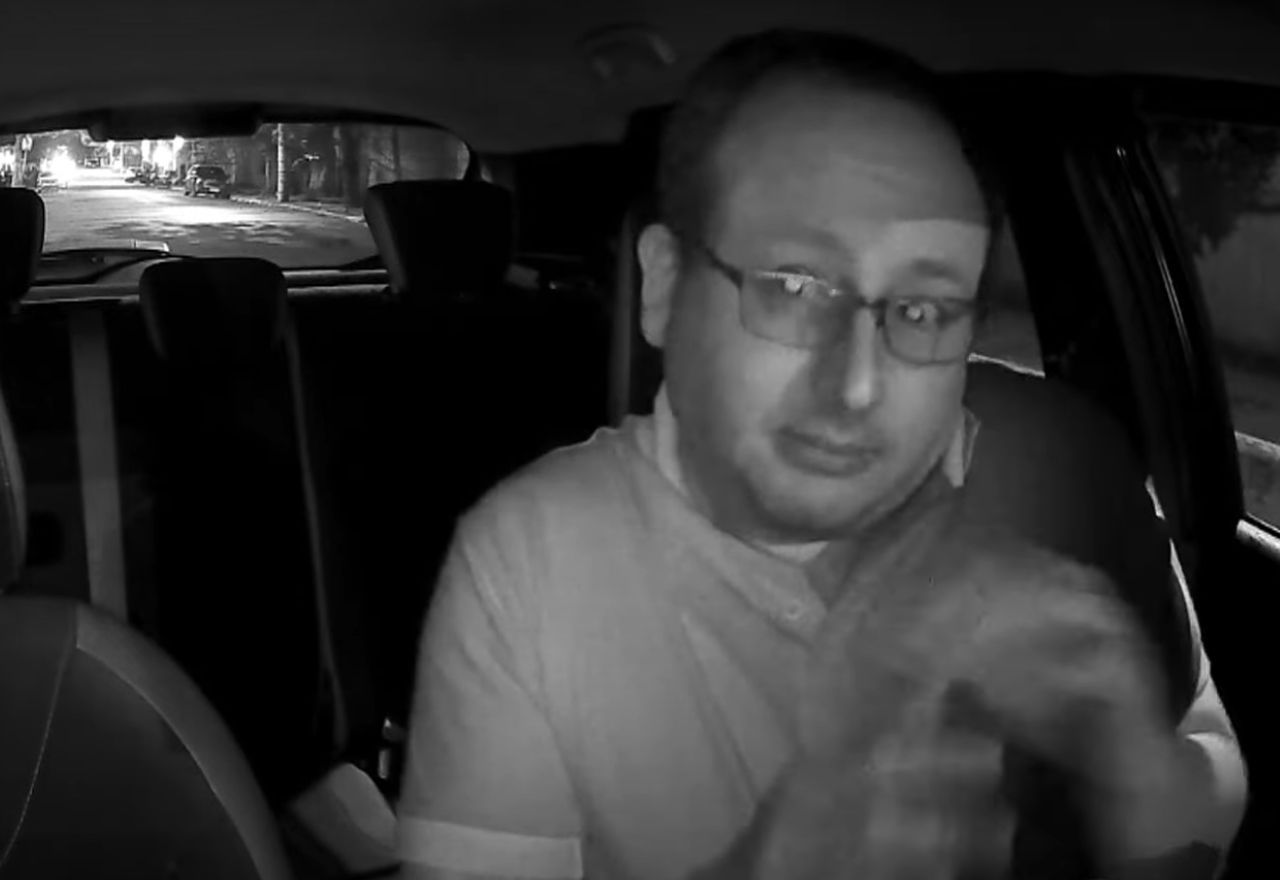 Motorista se assustou com abordagem de criminosos | Reprodução
