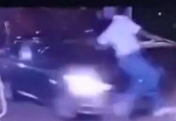 Motorista de app atropela passageiro após discussão em corrida