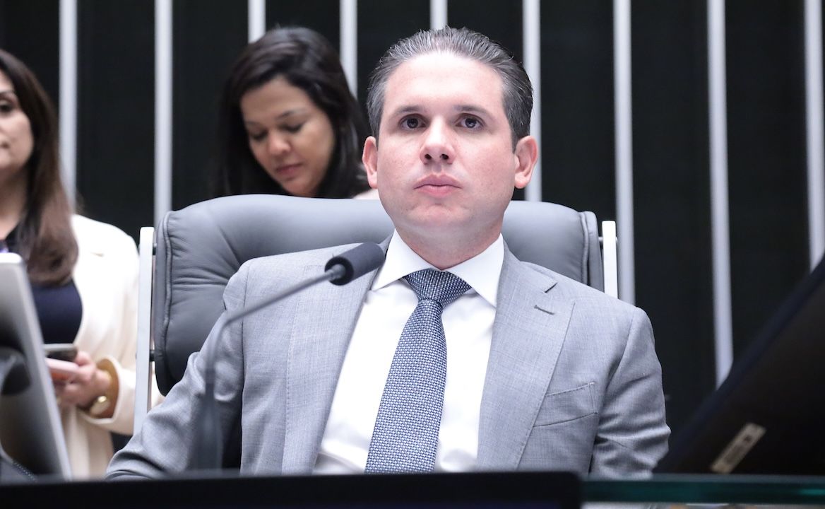 Motta cobra retirada da urgência de projeto da 6x1