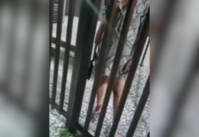 RJ: Entregador é ameaçado com cutelo, faca usada para cortar ossos 