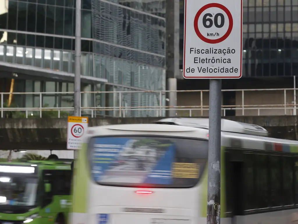 Aumento da fiscalização resulta em salto de multas por excesso de velocidade | Fernando Frazão/Agência Brasil