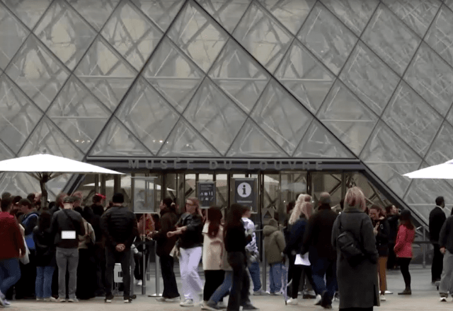 Museu do Louvre | Reprodução/Reuters