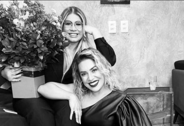 naiara azevedo e marilia mendonça