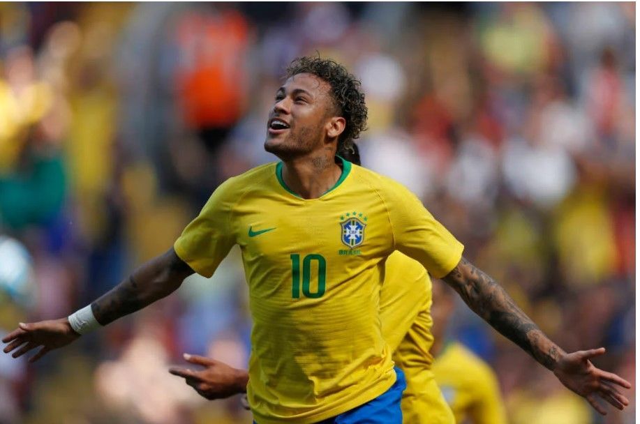 Neymar iguala Pelé e Rivaldo com a camisa 10 em Copas