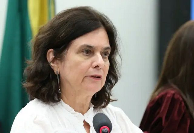 Ministra da Saúde, Nísia Trindade durante audiência pública na Comissão de Fiscalização Financeira e Controle da Câmara dos Deputados (Lula Marques/ Agência Brasil)