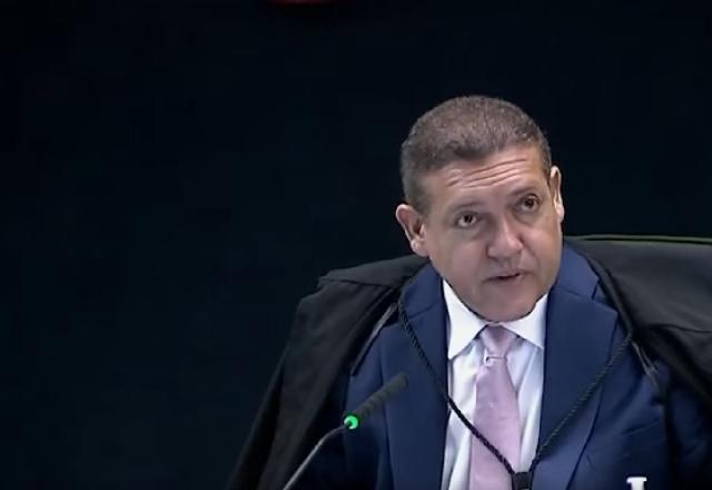 Ministro Nunes Marques derruba afastamento e governador do Tocantins pode retomar cargo