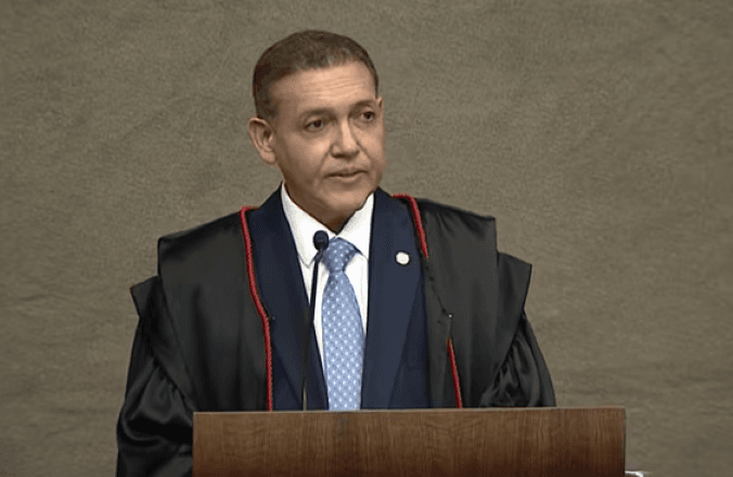 Eleições 2026 em Foco: Nunes Marques Alerta sobre Desafios da IA e Defende Neutralidade do TSE