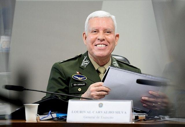 o general Lourival Carvalho Silva