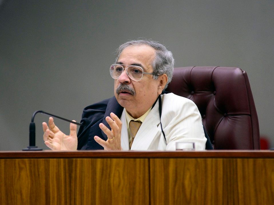 Zanin arquiva caso de venda de sentenças por ministro do STJ Zanin arquiva caso de venda de sentenças por ministro do STJ