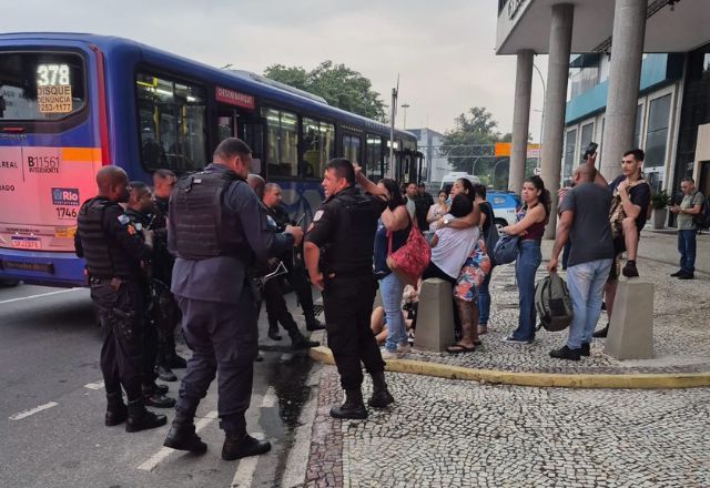 PM prende homem que sequestrou ônibus no Rio de Janeiro | Reprodução/PMERJ
