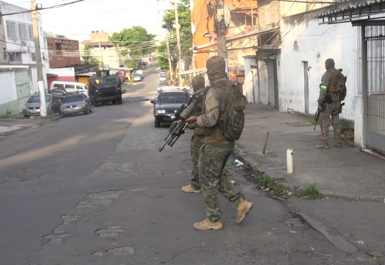 Operação no Complexo da Maré (RJ) | SBT