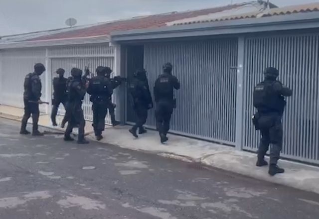 Polícia Civil do DF prende 15 pessoas em operação contra célula de facção paulista no Centro-Oeste