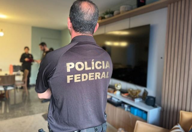 Operação da PF em Parintins (AM) contra esquema de compra de votos. (Crédito: Divulgação/PF)
