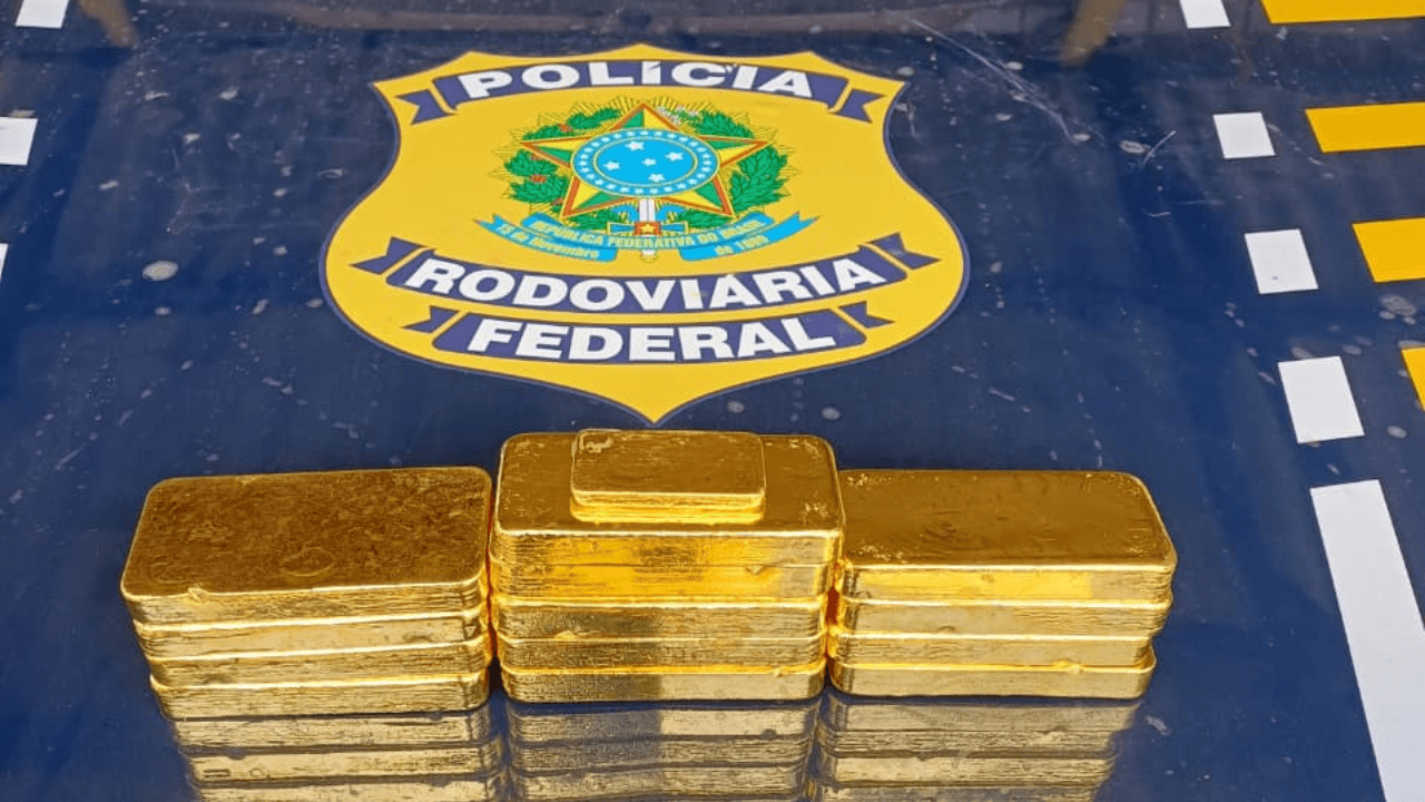 Imagem da notícia: PRF apreende 13 kg de ouro ilegal no Pará Imagem da notícia: PRF apreende 13 kg de ouro ilegal no Pará