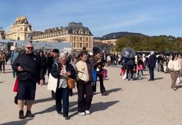 palácio sendo evacuado