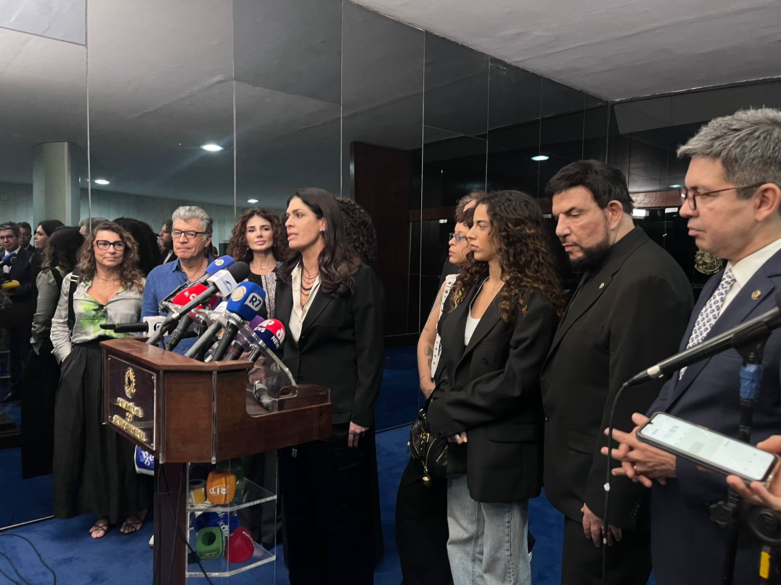 Artistas foram ao Senado com pedido para continuidade de direitos autorais em projeto de inteligência artificial | Lis Cappi/SBT News