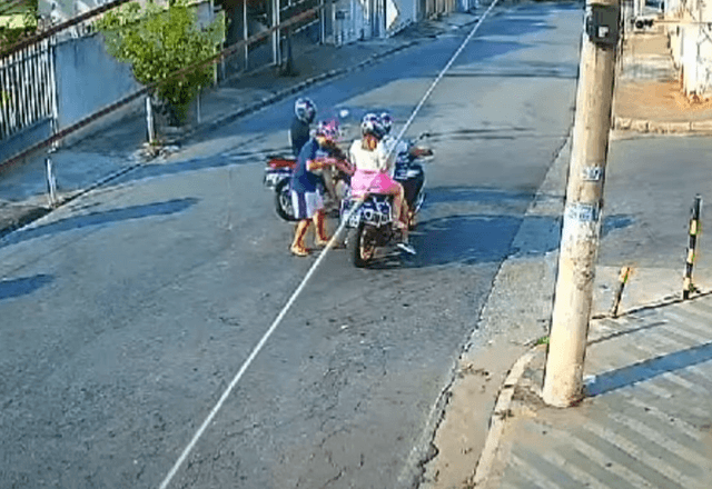 Polícia prende cinco suspeitos de roubo de motos em São Paulo Polícia prende cinco suspeitos de roubo de motos em São Paulo