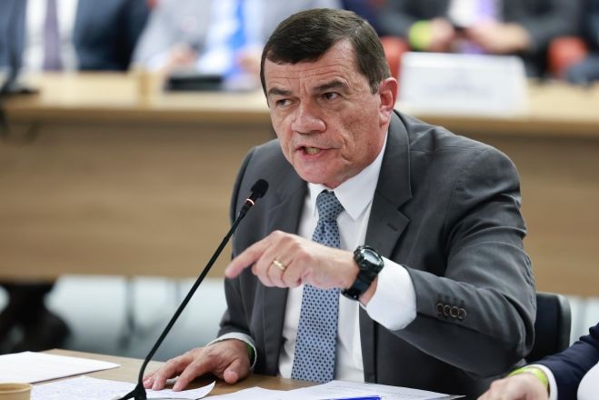 Moraes autoriza que Paulo Sérgio Nogueira trabalhe para reduzir pena por tentativa de golpe de Estado