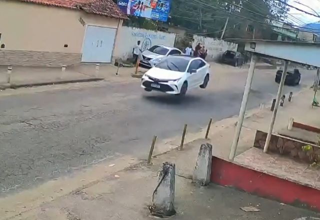 Perseguição policial quase termina em tragédia na zona Oeste do Rio | Foto: Reprodução