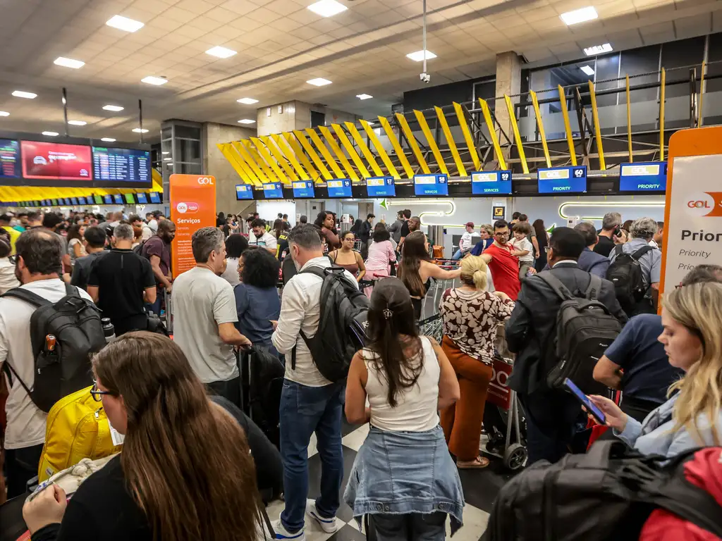 Aeroporto de Congonhas lotado por cancelamento de voos | Paulo Pinto/Agencia Brasil