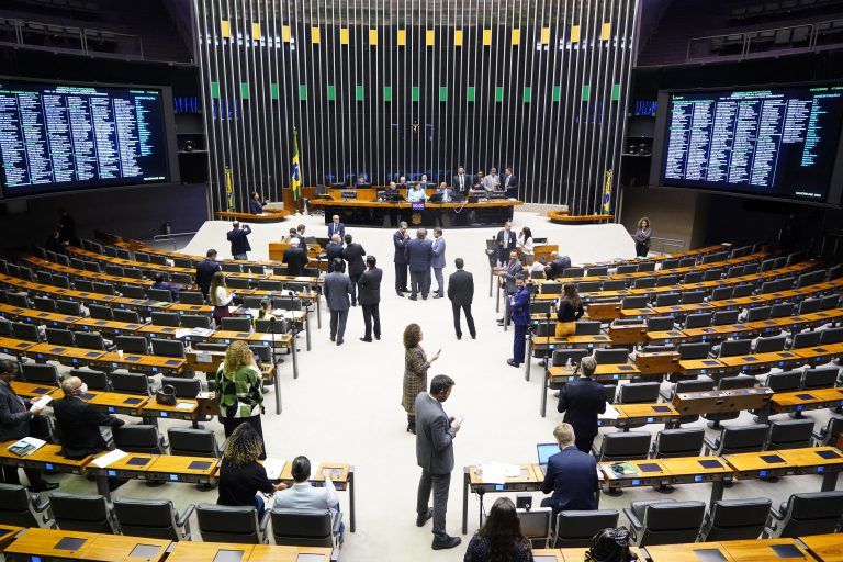 Base do governo precisa negociar votos para pacote fiscal na Câmara | Pablo Valadares/Câmara dos Deputados