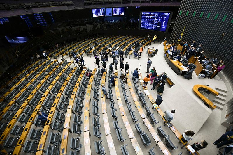 Deputado prevê resolver impasse sobre emendas até o fim de novembro