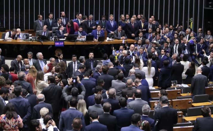 Deputados no plenário da Câmara durante votação da urgência da anistia | Bruno Spada/ Câmara dos Deputados