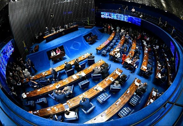 Texto aprovado prevê gratificações, progressão no reajuste salarial até 2026 e transformação da remuneração para a forma de subsídio | Marcos Oliveira/Agência Senado